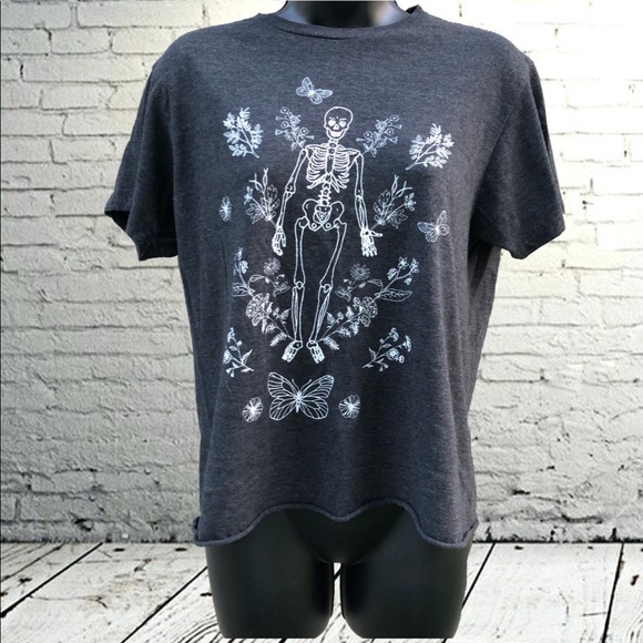 Obsessive Love Tops - Obsessive Love | Floral Skeleton Cropped Tee | M